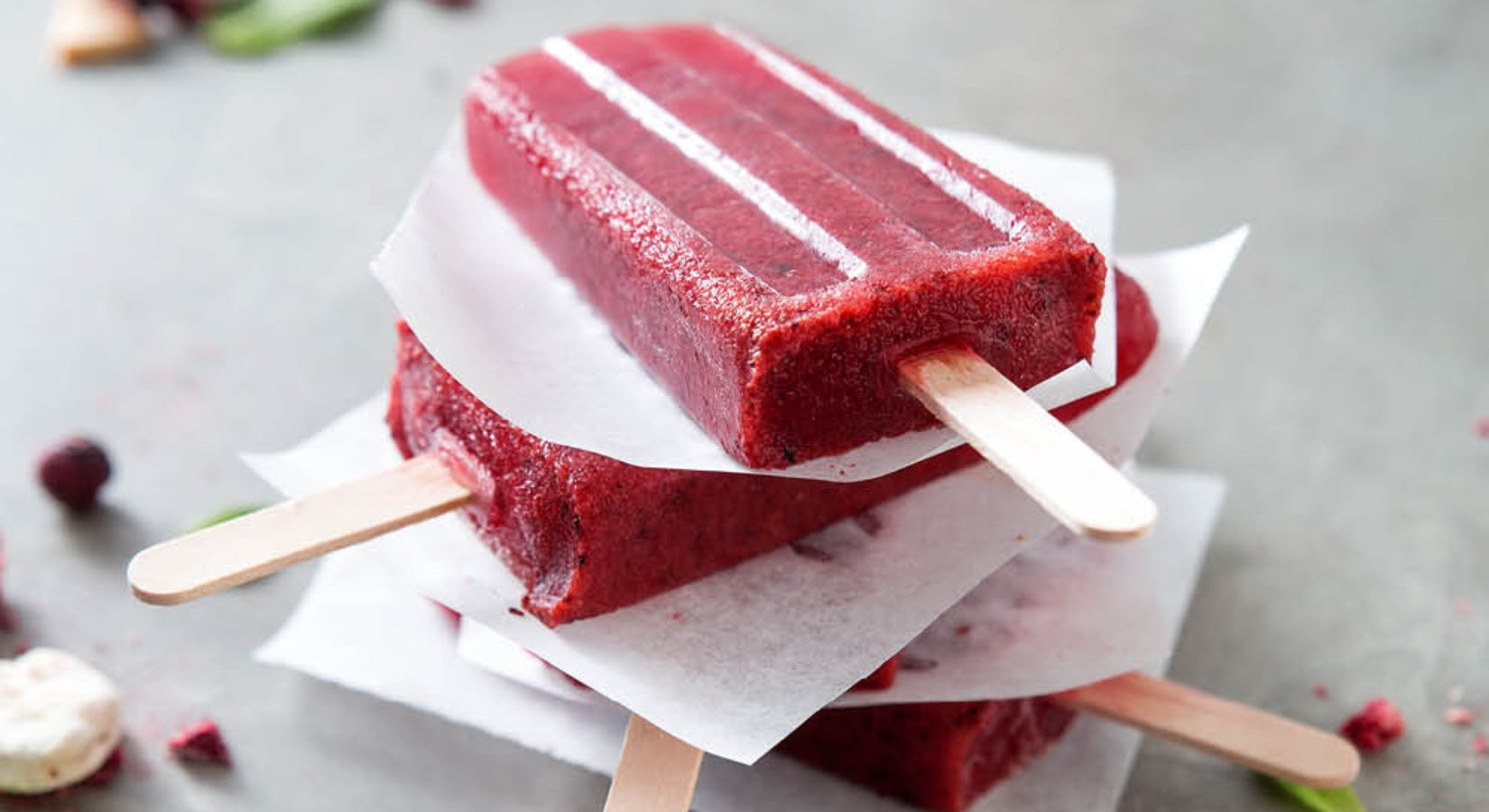 Beeriges Eis am Stiel